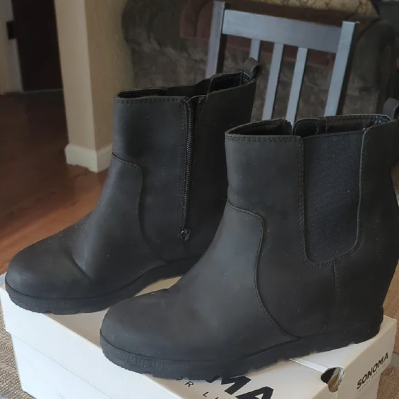 Sonoma | Shoes | Sonoma Black Ankle Booties With Elastic  display picture 2